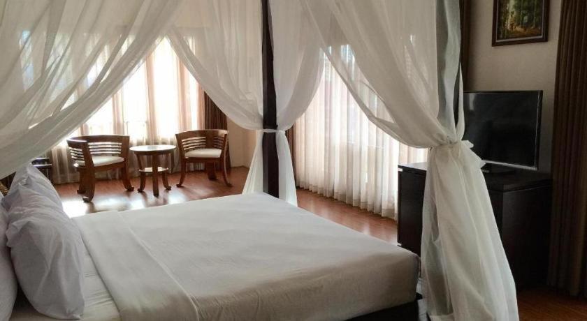 La Oma Otel Lembang Dış mekan fotoğraf