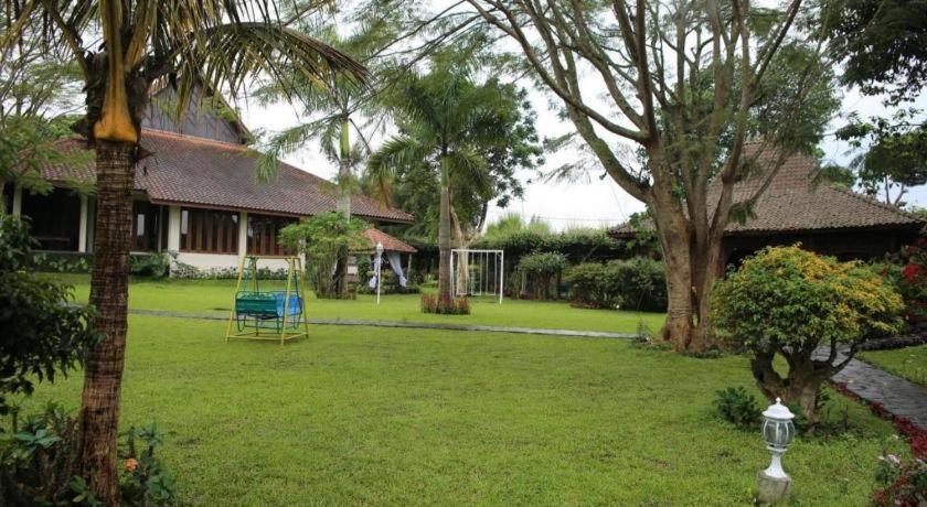 La Oma Otel Lembang Dış mekan fotoğraf