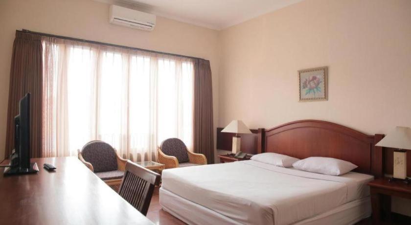 La Oma Otel Lembang Dış mekan fotoğraf