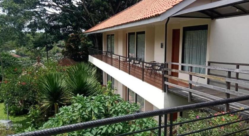 La Oma Otel Lembang Dış mekan fotoğraf